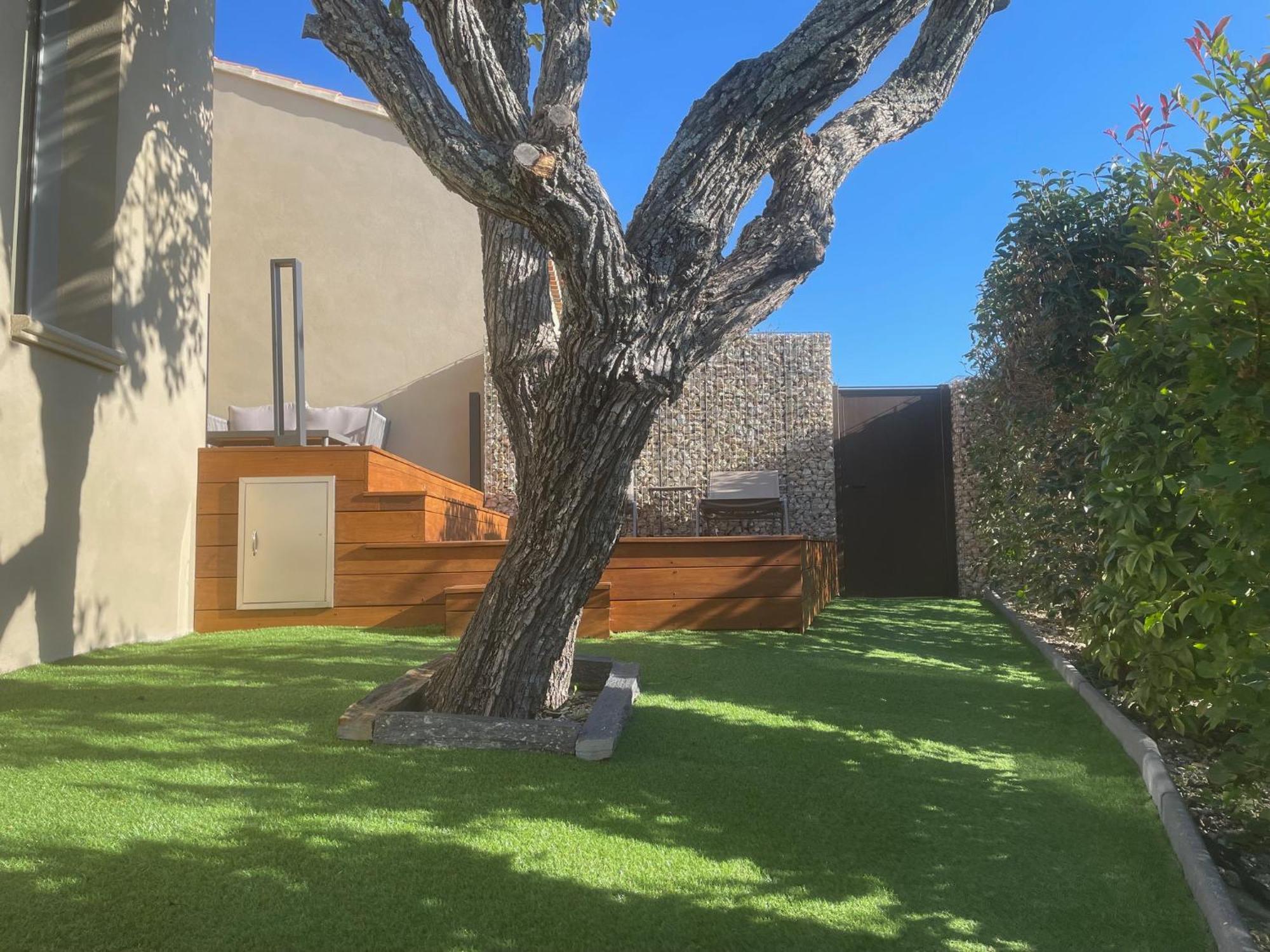 Logement Avec Jacuzzi Joucas Dış mekan fotoğraf