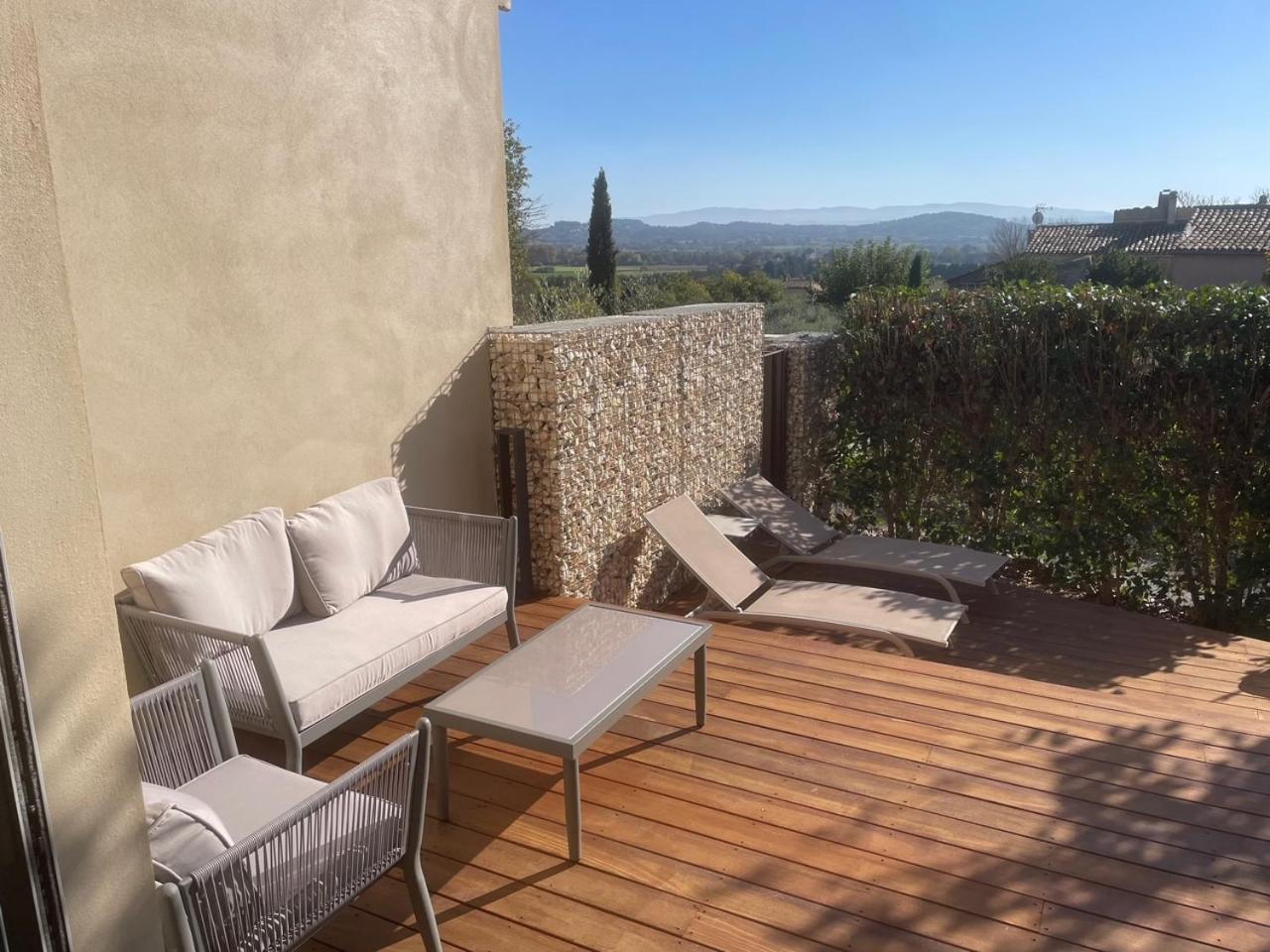 Logement Avec Jacuzzi Joucas Dış mekan fotoğraf