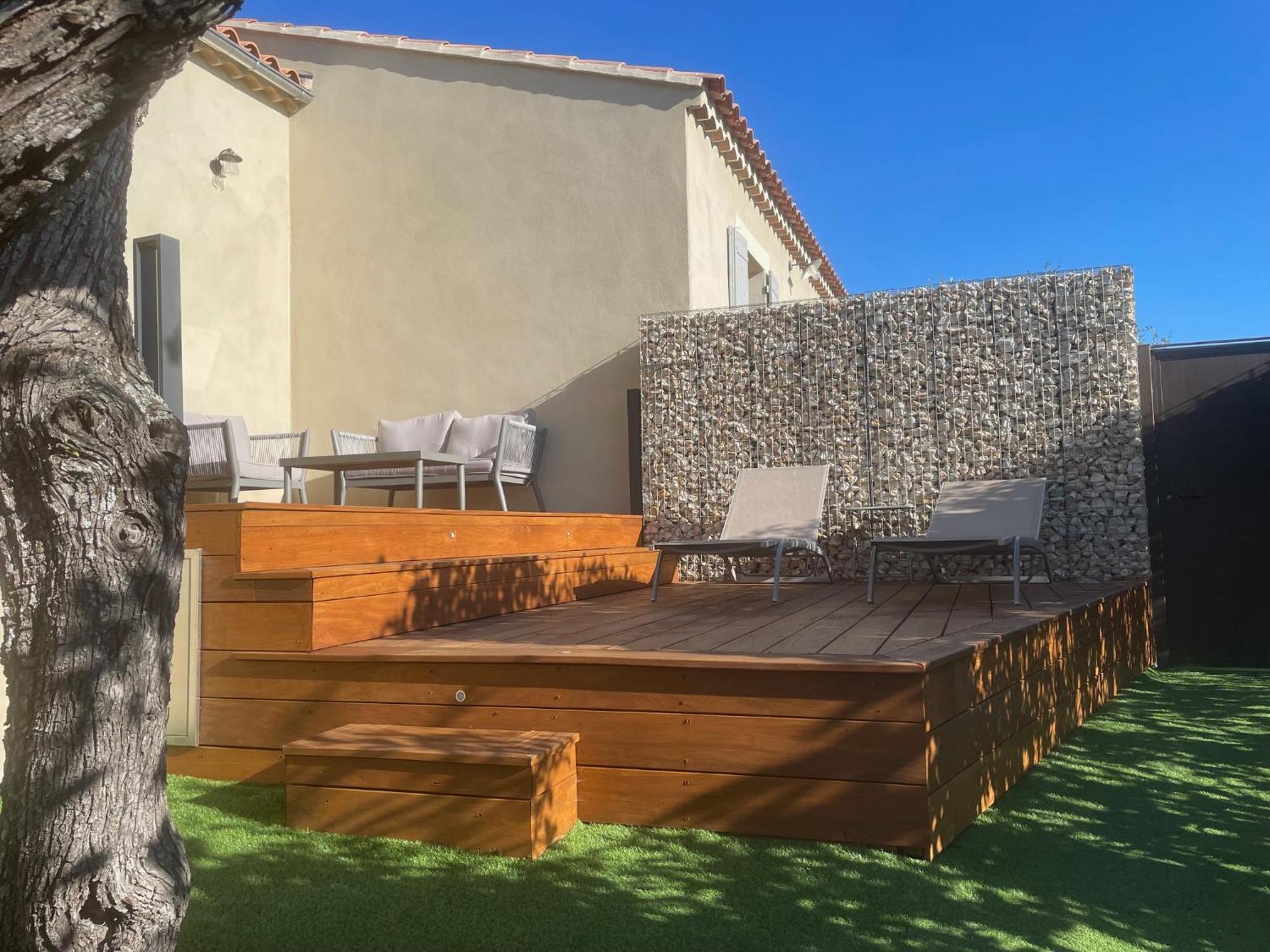 Logement Avec Jacuzzi Joucas Dış mekan fotoğraf